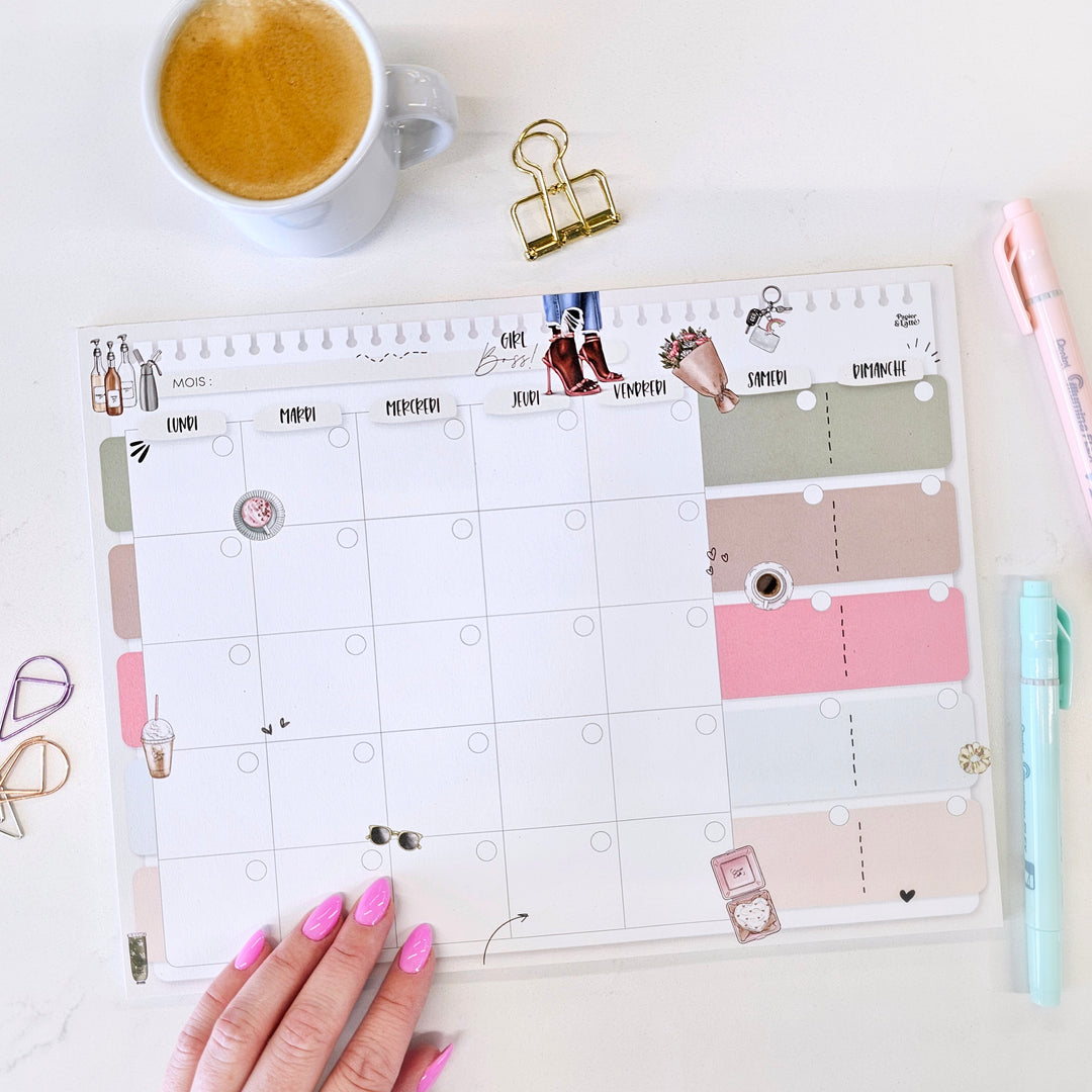 17 - Girl Boss - Calendrier mensuel - 26 feuilles
