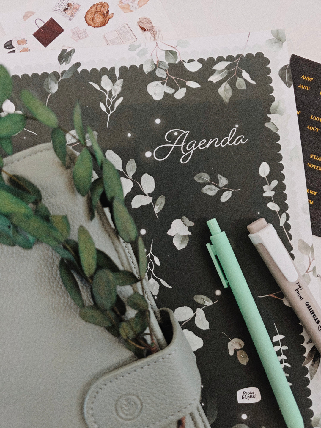 Agenda 8,5 x 11 po - Hebdomadaire non-daté - L&