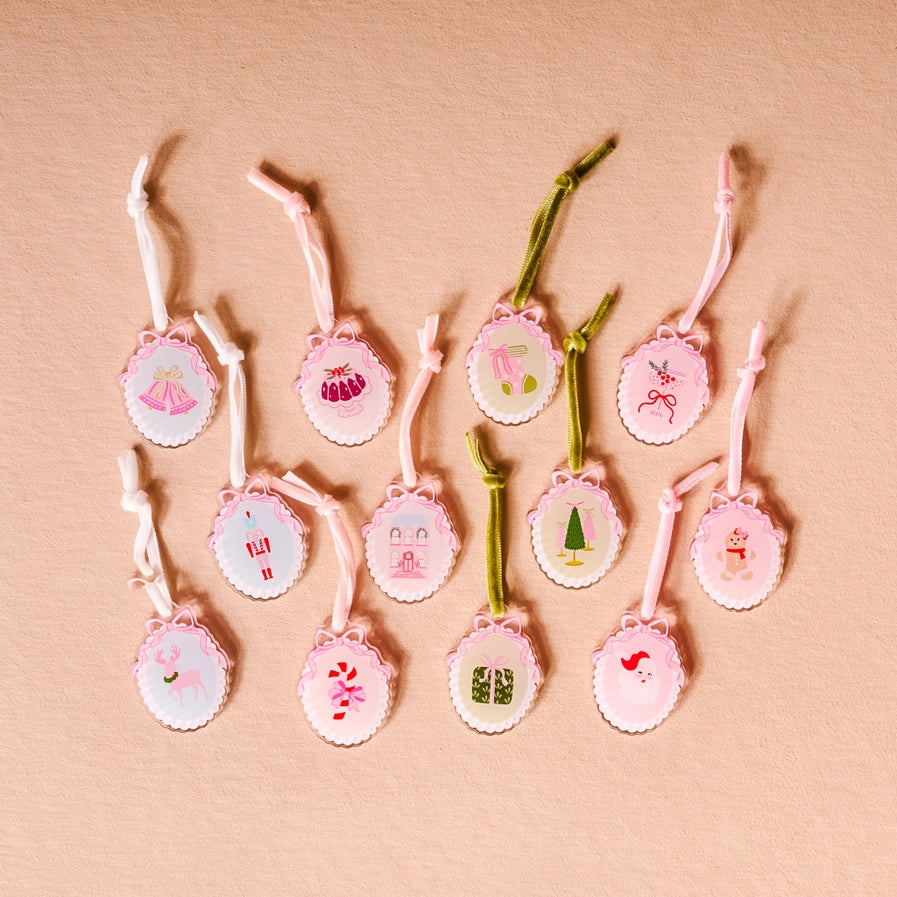 Calendrier de l'Avent avec ornements de Noël Coquette